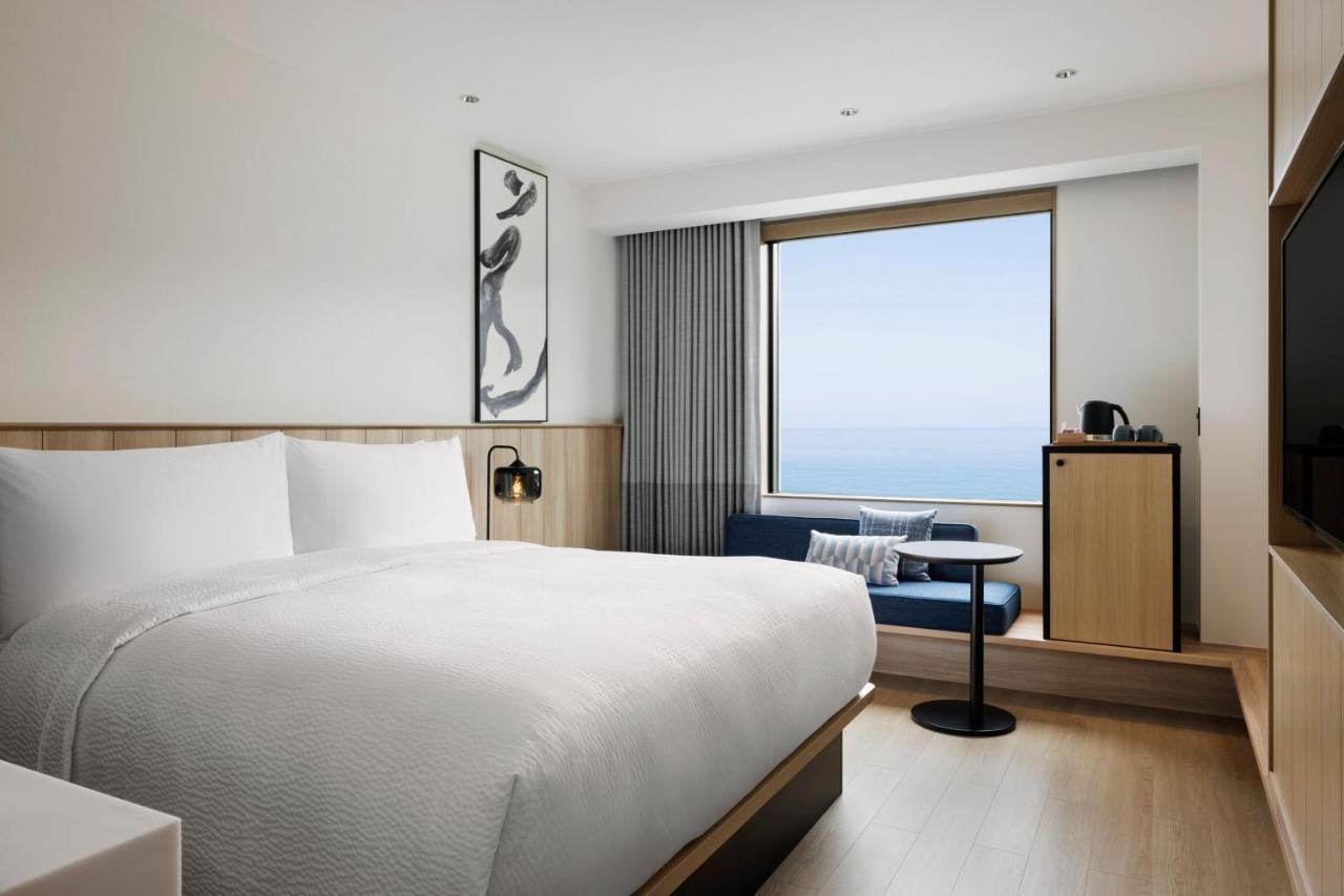 Fairfield By Marriott Hyogo Awaji Higashiura Otel Dış mekan fotoğraf