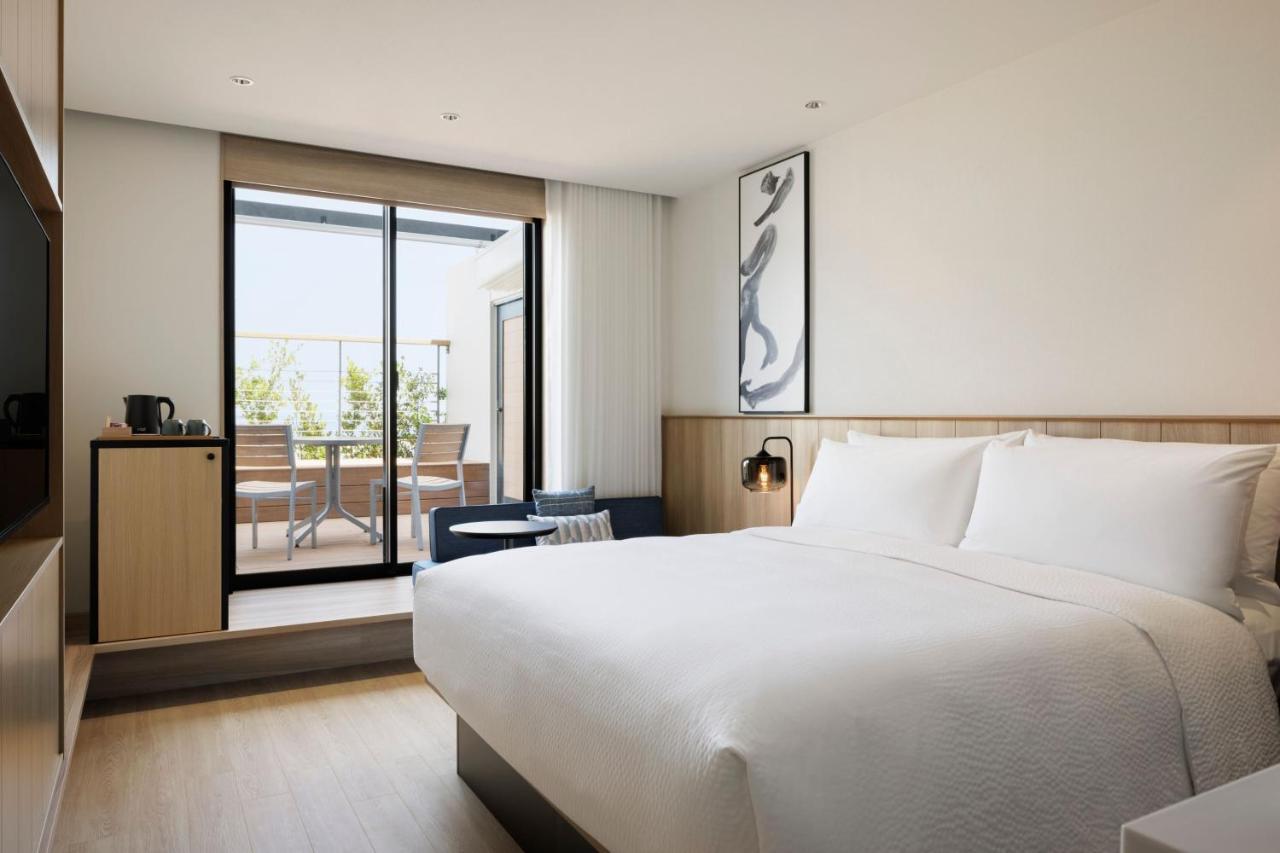 Fairfield By Marriott Hyogo Awaji Higashiura Otel Dış mekan fotoğraf